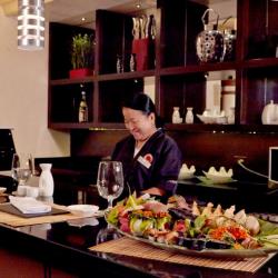 Omakase Sushi Bar
